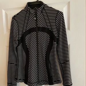 Lululemon Define Jacket size 6 black/white striped